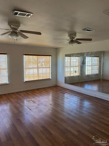 5305 Cherub Cir, Milton, FL 32583