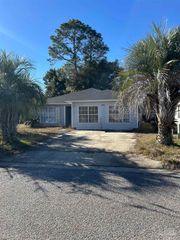 5305 Cherub Cir, Milton, FL 32583