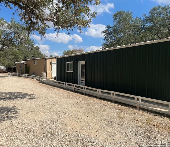 1050 Hickory, San Antonio, TX 78264