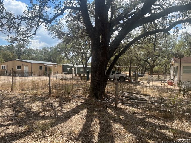 1050 Hickory, San Antonio, TX 78264