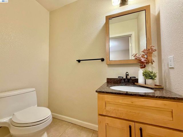 4429 James Ave, Castro Valley, CA 94546