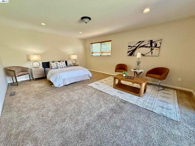 4429 James Ave, Castro Valley, CA 94546