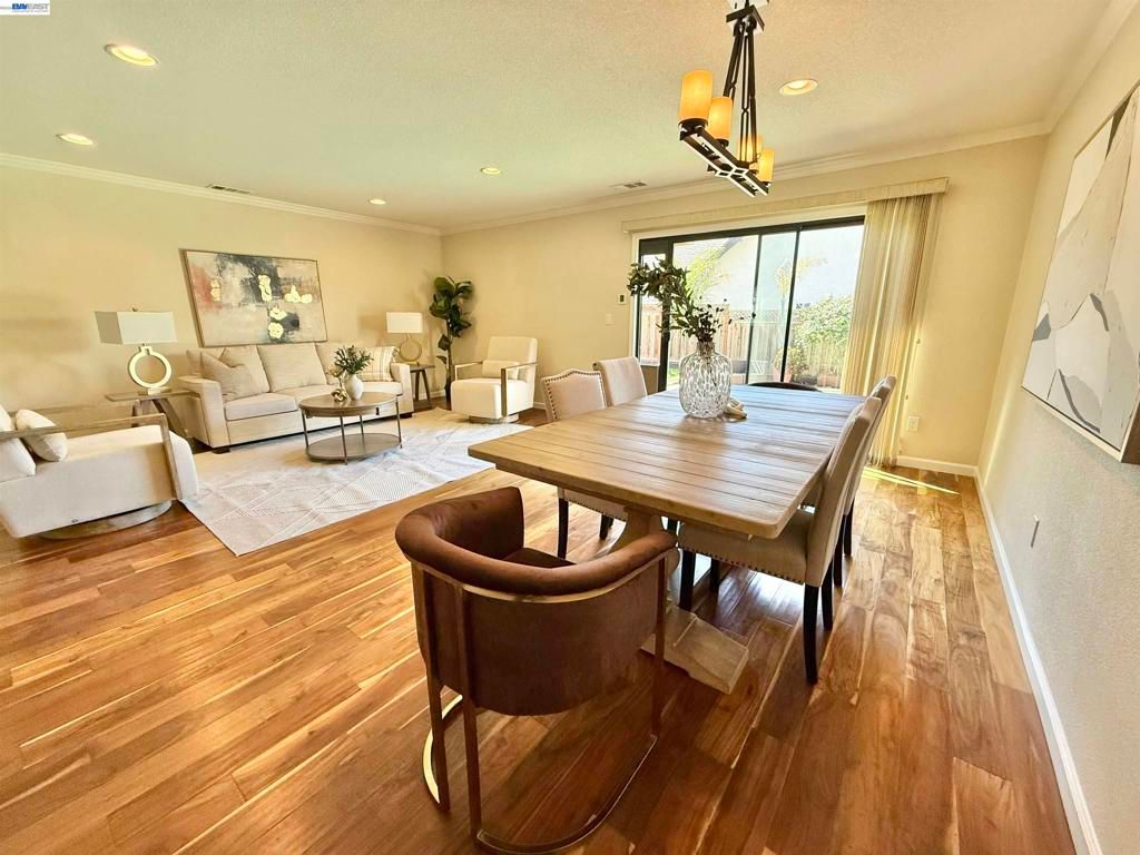 Image 17 of property listing at 4429 James Ave, Castro Valley, CA 94546