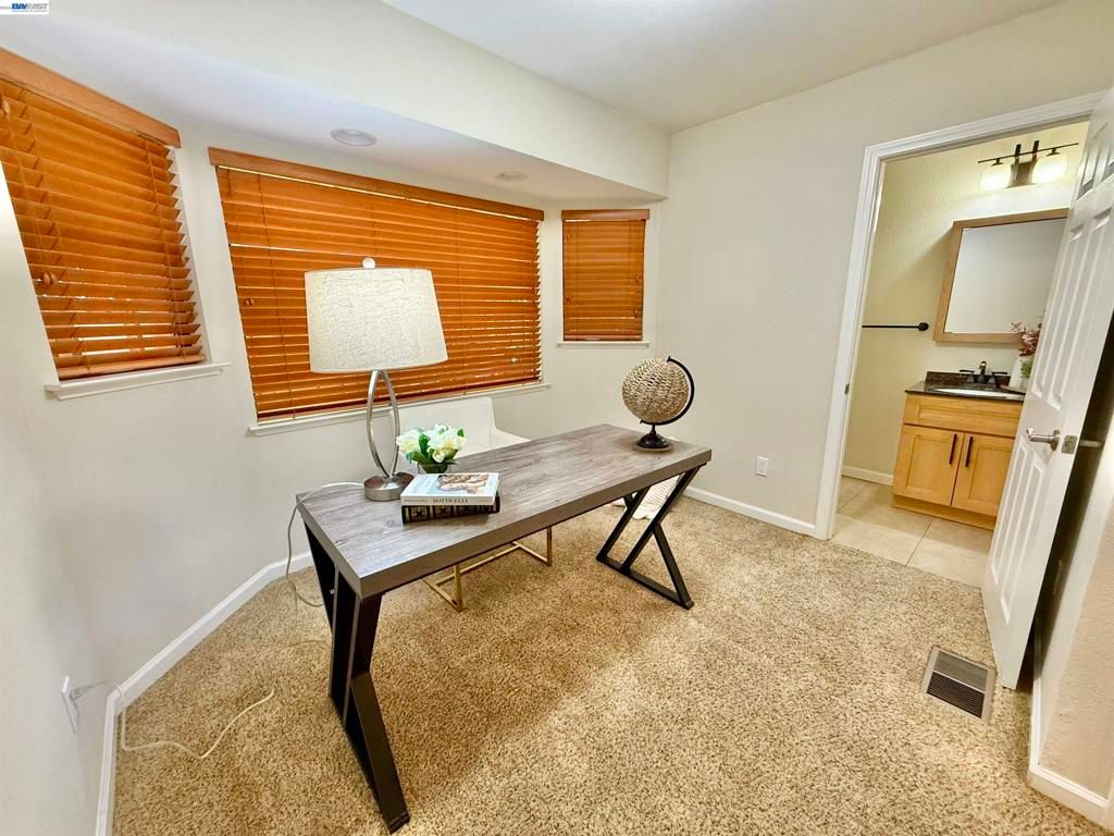 Image 37 of property listing at 4429 James Ave, Castro Valley, CA 94546