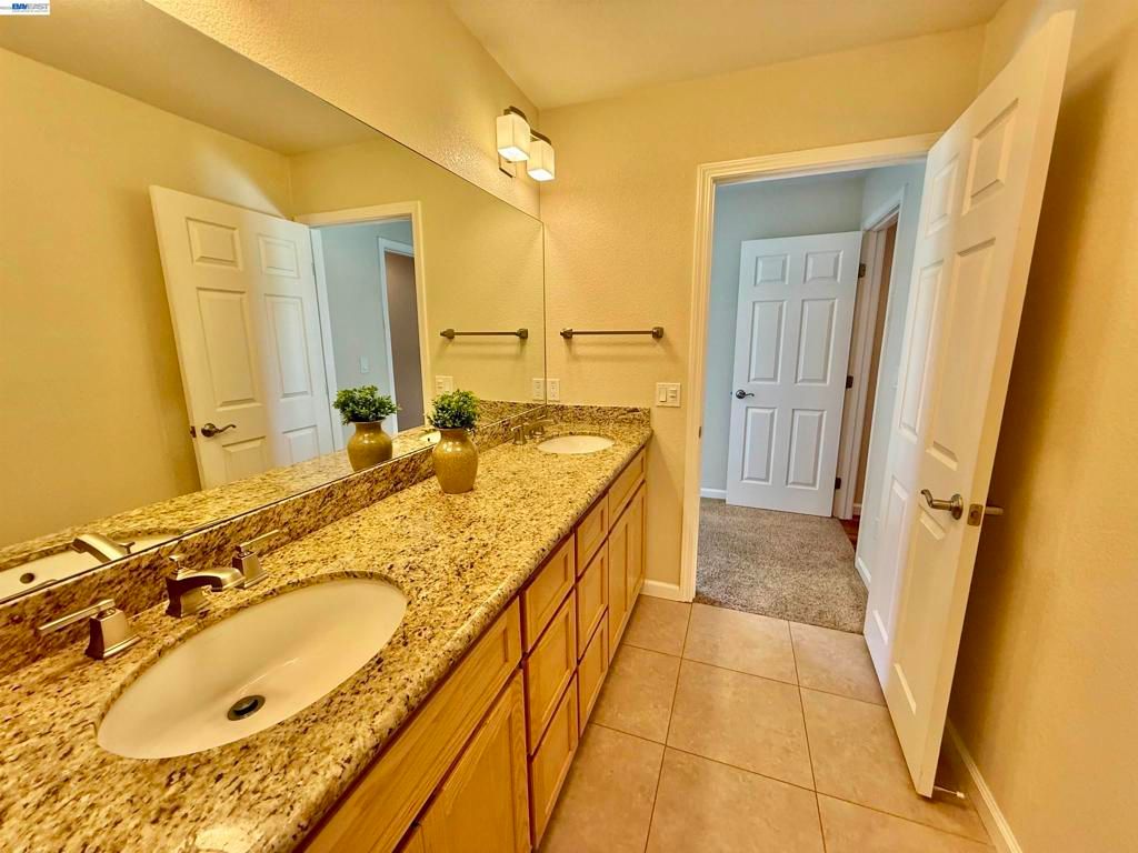 Image 46 of property listing at 4429 James Ave, Castro Valley, CA 94546