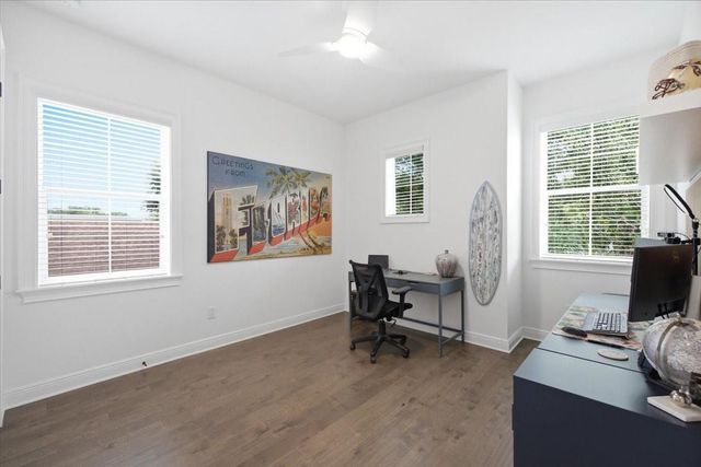 807 W KENTUCKY AVENUE, Tampa, FL 33603