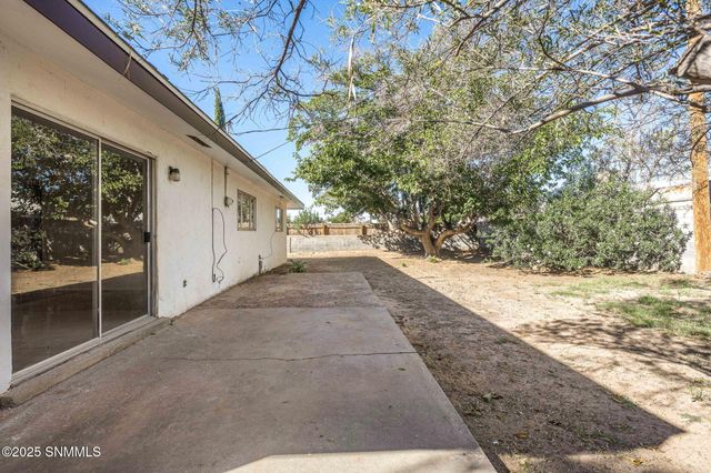 1955 Martha Drive, Las Cruces, NM 88001