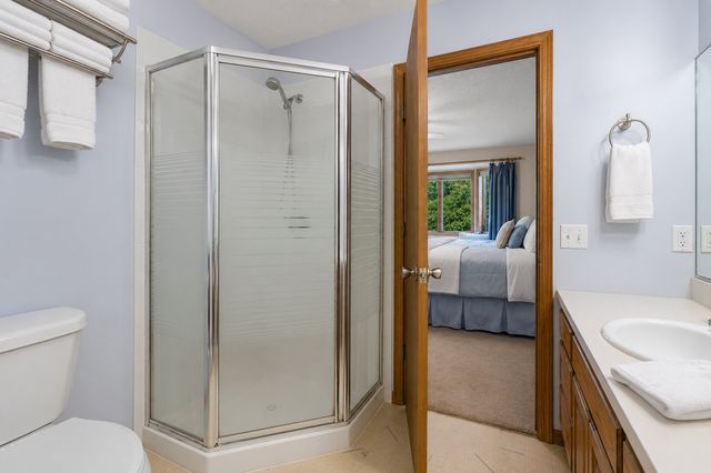 1820 Slater Lane, Burnsville, MN 55337