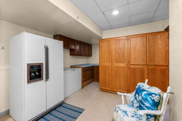 1820 Slater Lane, Burnsville, MN 55337