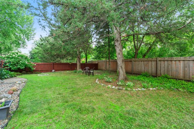 1820 Slater Lane, Burnsville, MN 55337