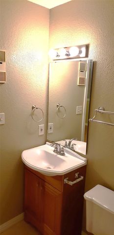 2311 Basil Drive C207, Arlington, TX 76006