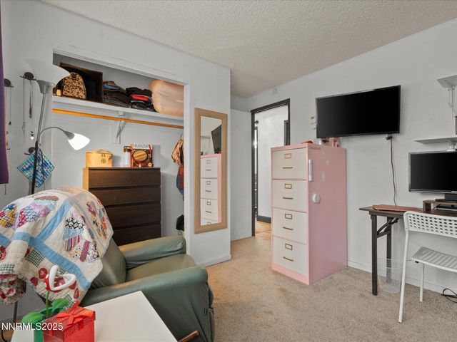 1108 Tamarisk Street, Carson City, NV 89701