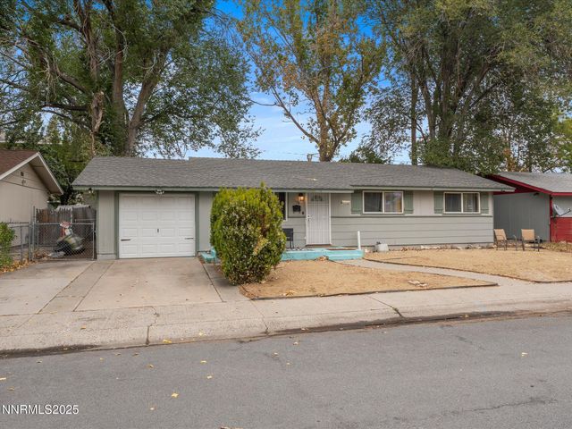 1108 Tamarisk Street, Carson City, NV 89701