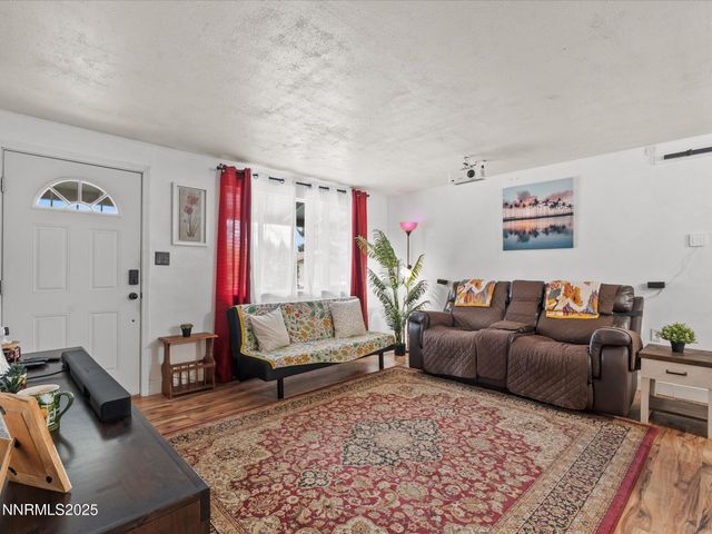 1108 Tamarisk Street, Carson City, NV 89701