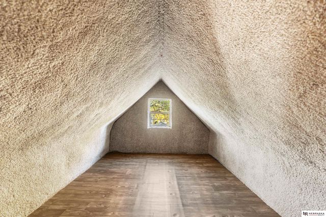 4506 S 27th Circle, Omaha, NE 68107