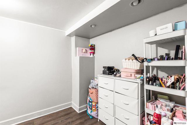 4506 S 27th Circle, Omaha, NE 68107