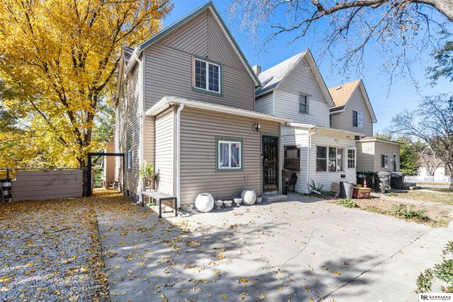 4506 S 27th Circle, Omaha, NE 68107