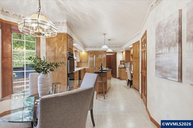 2380 Heath St S, Salem, OR 97302