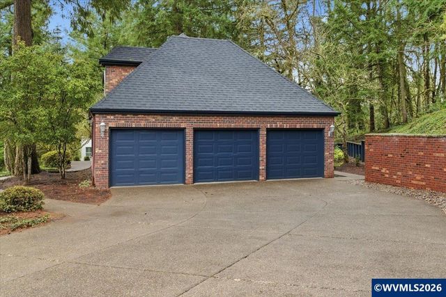 2380 Heath St S, Salem, OR 97302