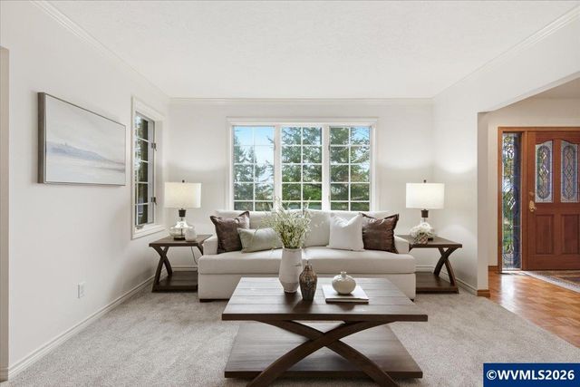 2380 Heath St S, Salem, OR 97302