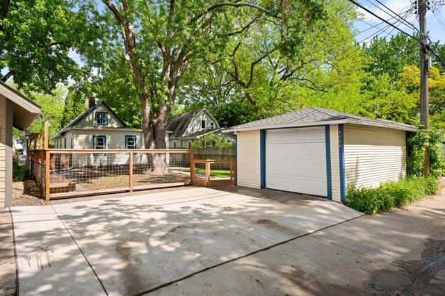 4006 41st Avenue S, Minneapolis, MN 55406
