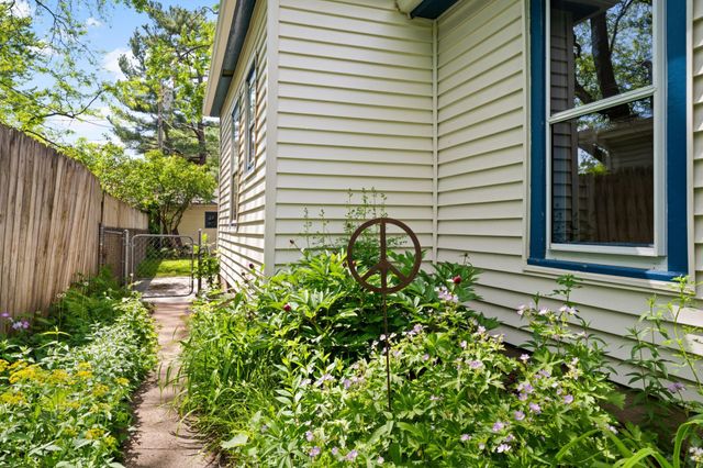 4006 41st Avenue S, Minneapolis, MN 55406