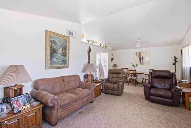 2829 Hamilton Lane, Grants Pass, OR 97527