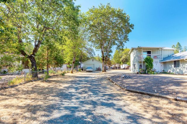 2829 Hamilton Lane, Grants Pass, OR 97527