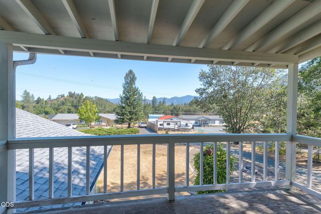 2829 Hamilton Lane, Grants Pass, OR 97527