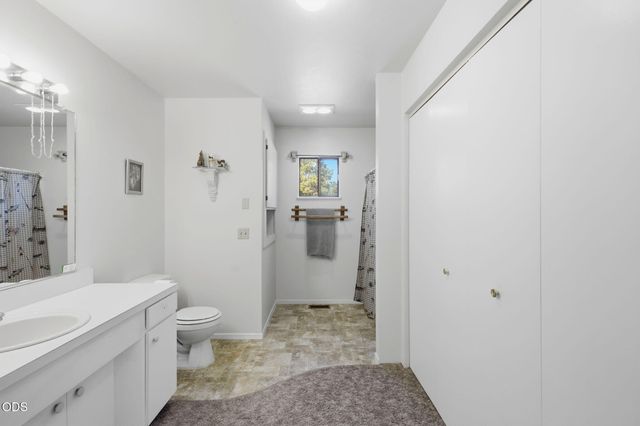2829 Hamilton Lane, Grants Pass, OR 97527