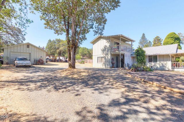 2829 Hamilton Lane, Grants Pass, OR 97527