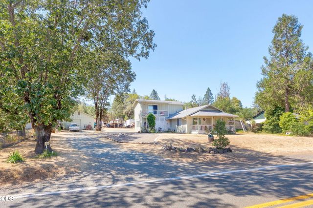 2829 Hamilton Lane, Grants Pass, OR 97527