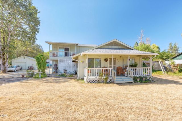 2829 Hamilton Lane, Grants Pass, OR 97527