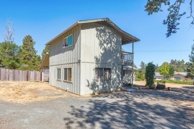 2829 Hamilton Lane, Grants Pass, OR 97527