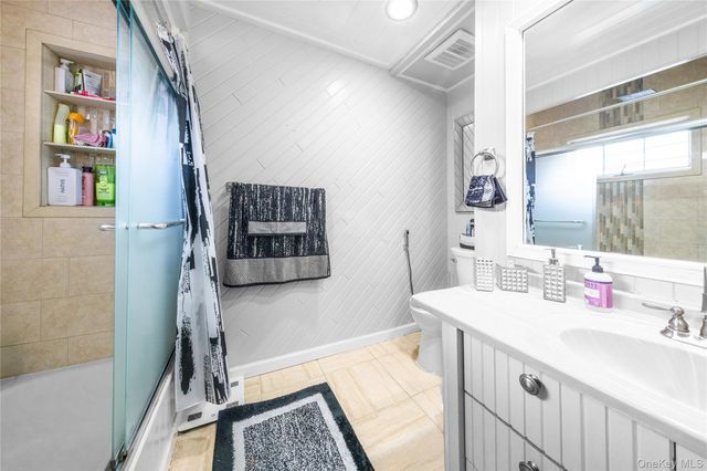 16602 76th Avenue, Fresh Meadows, NY 11366