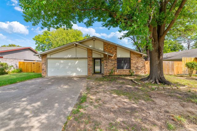 3216 Scenic Hills Drive, Bedford, TX 76021