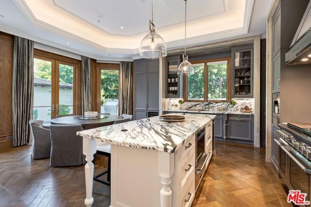 610 N Rodeo Drive, Beverly Hills, CA 90210