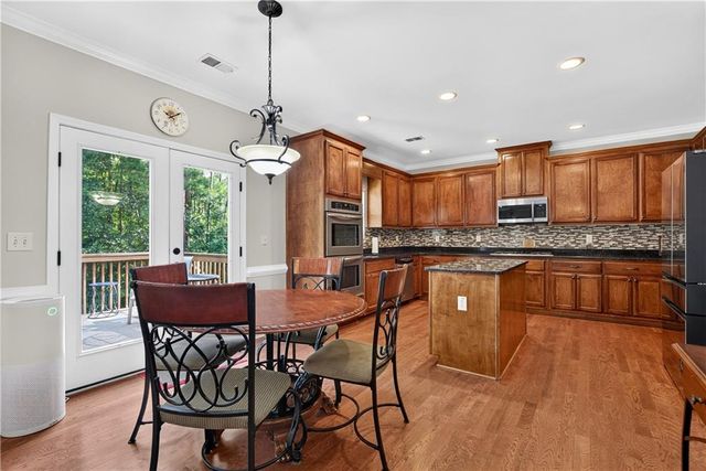 424 Oscar Court, Mcdonough, GA 30252