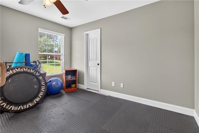 424 Oscar Court, Mcdonough, GA 30252