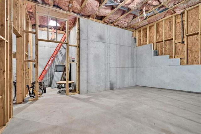 424 Oscar Court, Mcdonough, GA 30252