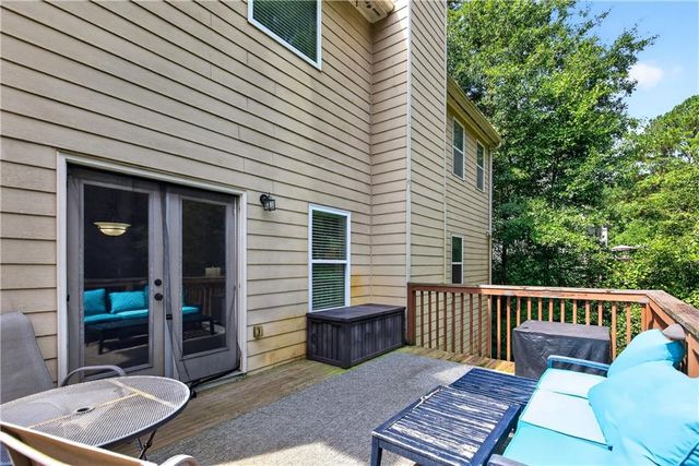 424 Oscar Court, Mcdonough, GA 30252