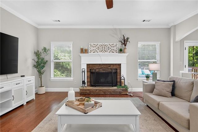 424 Oscar Court, Mcdonough, GA 30252