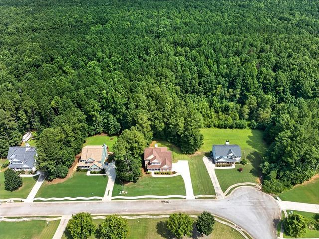 424 Oscar Court, Mcdonough, GA 30252