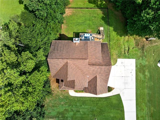 424 Oscar Court, Mcdonough, GA 30252