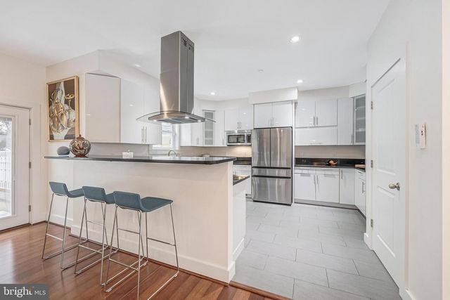 7201 THOMAS BRANCH DR, Bethesda, MD 20817