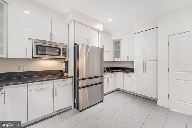 7201 THOMAS BRANCH DR, Bethesda, MD 20817