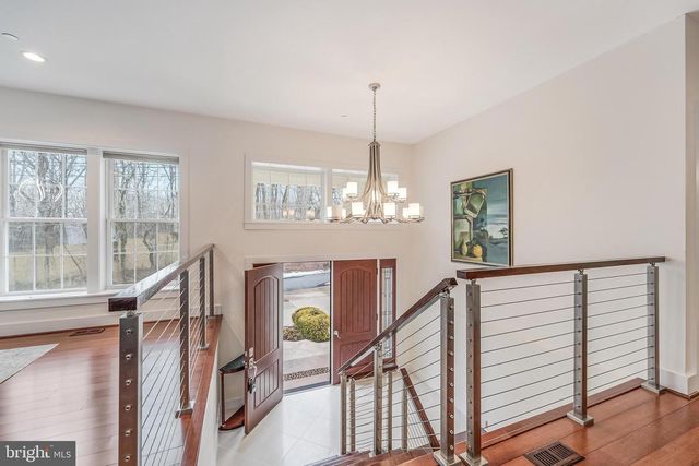 7201 THOMAS BRANCH DR, Bethesda, MD 20817