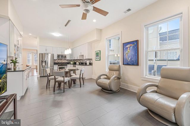 7201 THOMAS BRANCH DR, Bethesda, MD 20817