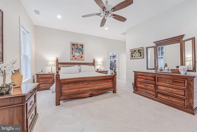 7201 THOMAS BRANCH DR, Bethesda, MD 20817