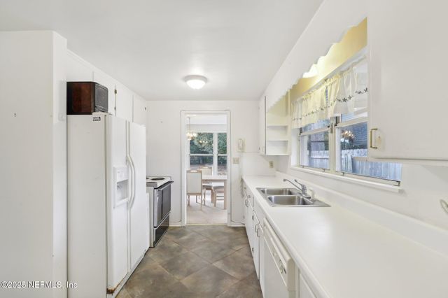5144 SOUTH PINES Drive, Jacksonville, FL 32207